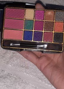 15 colour eyeshadow pallate