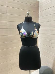 H&amp;M Pintresty 🌸Floral Bikini Top