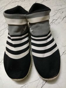 Striped Knit Casual Shoes