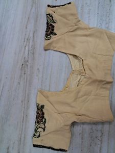 Beige Saree with Blouse Piece