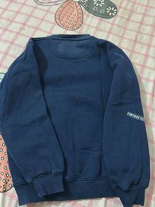 Blue Graphic Print Sweatshirt