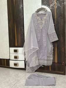 Ramsha Elegant Suit