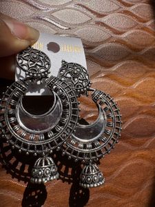 Fashion Earrings - Silver Tone