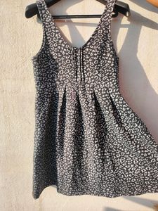 V Neck Mini Dress And Pink Shrug