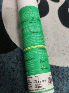 Aqualogica Hydrate+ Dewy Sunscreen