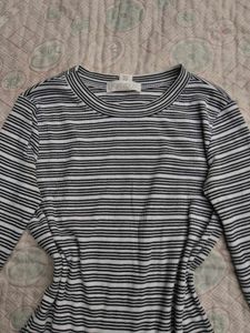 Forever 21 Striped Long Sleeve Top