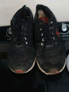 Sports Shoes