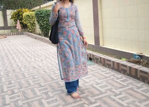 Chikenkari Lucknowi Kurti
