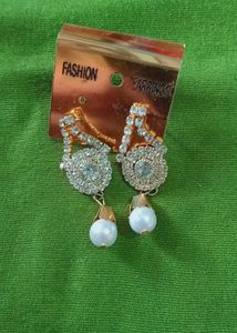 Artificial Trendy Fashion Earrings 💛✨
