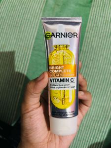 Garnier Sunscreen Facewash Serum