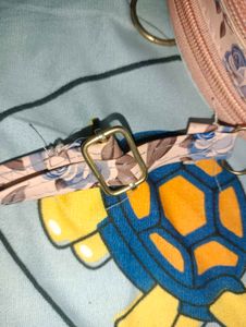 Combo Of Sling Bag And Hair Clip 💢💢