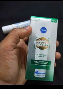 Nivea Luminous Evenglow Oil Control Serum