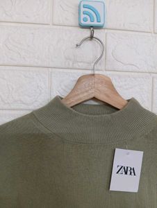 Zara Green Mock Neck Long Sleeve Top