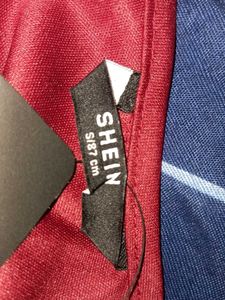 One-Shoulder Cut-out neck top