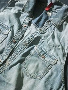 H&amp;M Sleeveless Denim Shirt