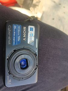 Sony Cyber-shot Digital Camera