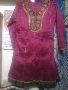 Full Sleves Top For Girls