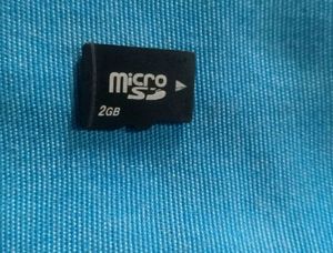 32Gb SanDisk+2Gb Memory Card+Charger Nokia+Samsung