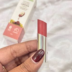 MAMAEARTH Soft Matte Long Stay Lipstick