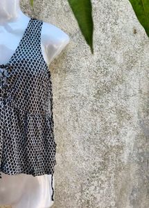 CUTE SQUARE PRINT TOP