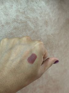 Nykaa Creamy lipstick- Rumour has it