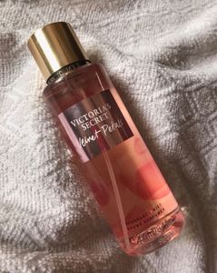 Victoria’s Secret Velvet Petals Perfume And Mist