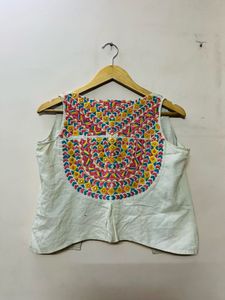 Embroidered Sleeveless Jacket