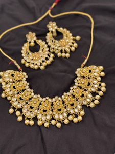SALE‼️Kundan Jewellery Set / Earrings &amp; Necklace