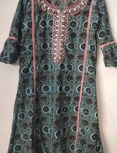Embroidered blue Kurta🎀