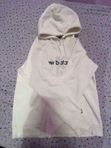 NB white Hoodie