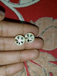 Beautiful Pearl Earrings 🎀