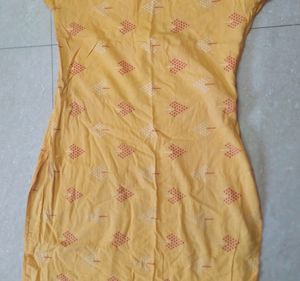 Woman&#39;s Kurta