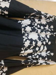New Top Black