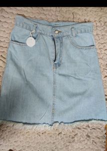 Frayed Hem Denim Mini Skirt