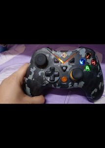 Camo Gaming Bluetooth Controller