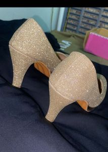 Glittery Heels ✨