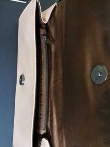 Stylish Caprese Wallet
