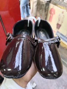 Brown Patent  double buckle flats