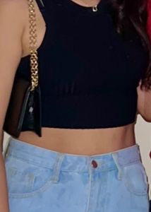 H&amp;M Crop Top Women