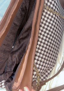 Houndstooth Shoulder + Laptop Bag