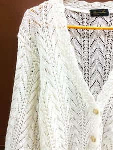 Classy White Shear Top