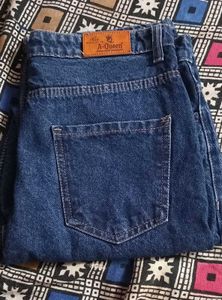 Straight Fit Jeans - Dark Wash