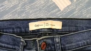 Wrangler High-Waisted Skinny Jeans