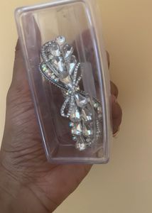 Sparkling Bow Hair Clip