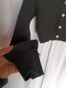 Black Cropped Button-Up Cardigan