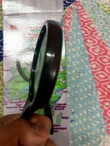 Magnifying Glass 🔎