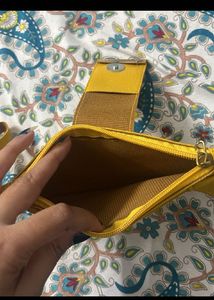 Yellow clutch