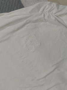 White Tee Your Wardrobe Is Crying For 😉