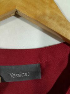 🔥SALE🔥Maroon Top For Women&#39;s