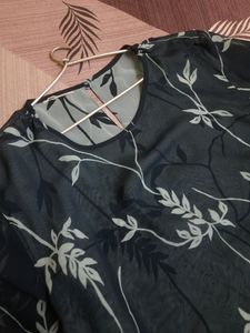 Short Kurti/ Top